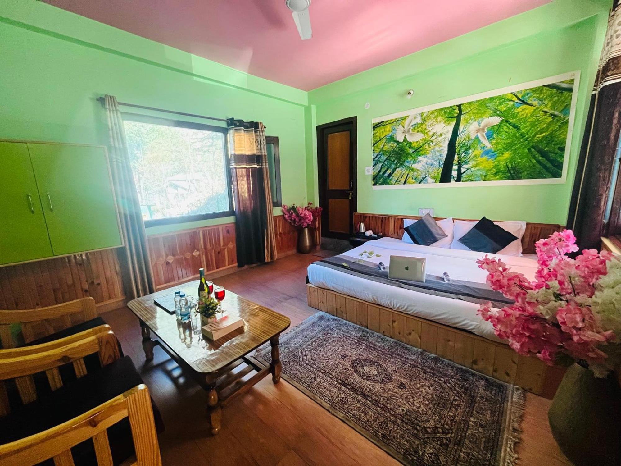 Hotel Dream Valley Kasol #Near Mall Road #River View #Parking #Gaming Zone #Open Terrace #Restaurant Extérieur photo